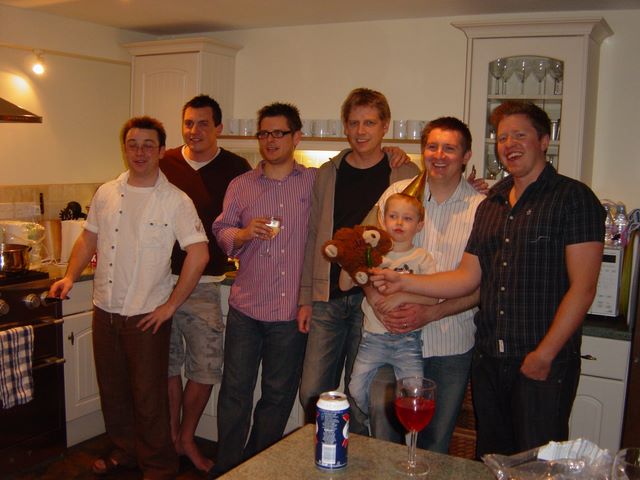 The boys in the kitchen again - 03-2008